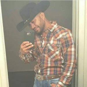 Meet your Posher, Alberto